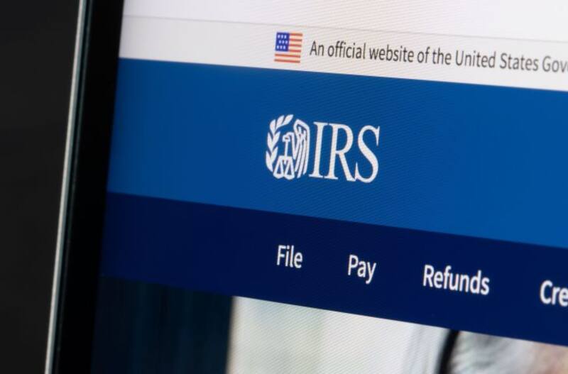 La nueva norma del IRS | cambia la declaración de impuestos a último momento y dejará sin reembolsos a miles de personas.