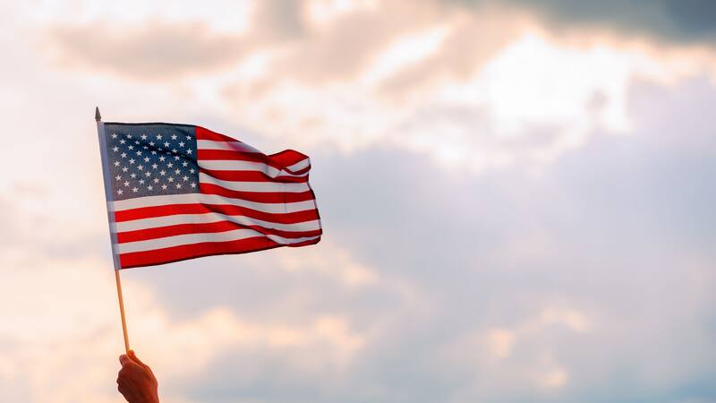 Existe una forma de viajar a los Estados Unidos sin necesidad de una visa de turista.