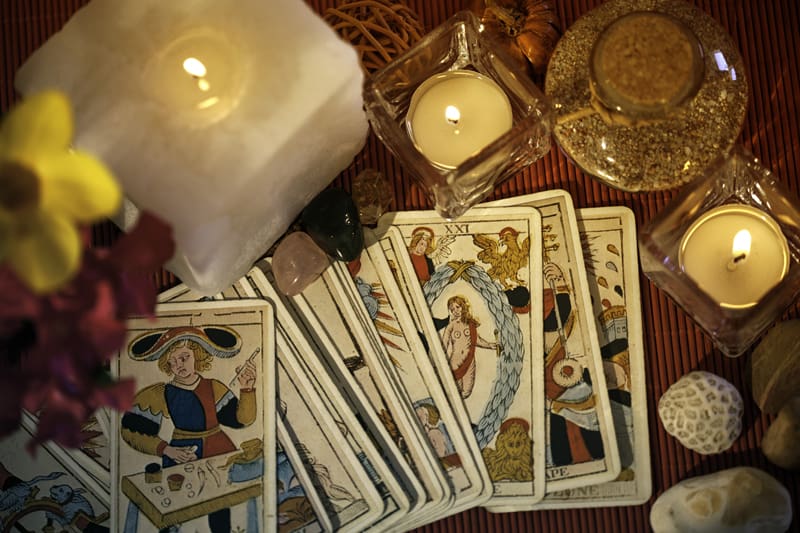 El tarot puede ayudar a clarificar los objetivos y emprendimientos para 2024. Foto: Archivo.