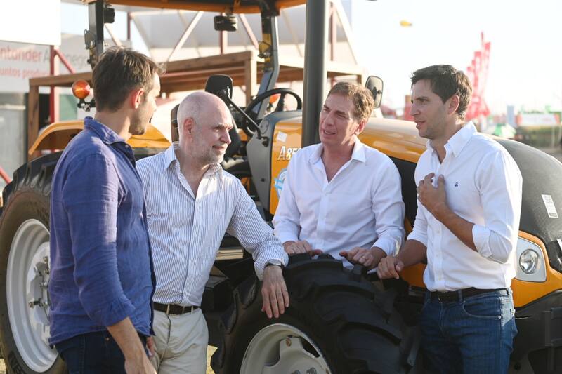 Horacio Rodríguez Larreta y Diego Santilli en Expoagro.