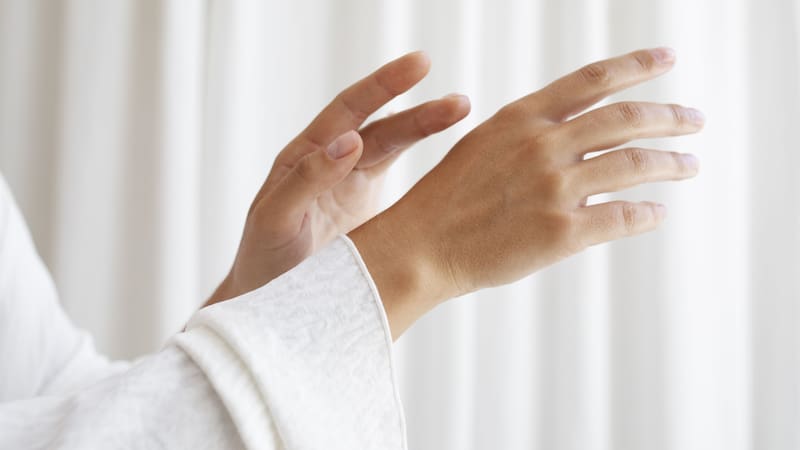 En invierno, la piel tiende a agrietarse, por lo que es importante cuidarla e hidratarla.