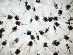 El precio de la luz para este domingo 2 de noviembre de 2025: en estas horas podrás ahorrar más