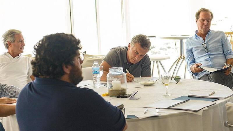 Macri toma nota de los recortes de los ministerios