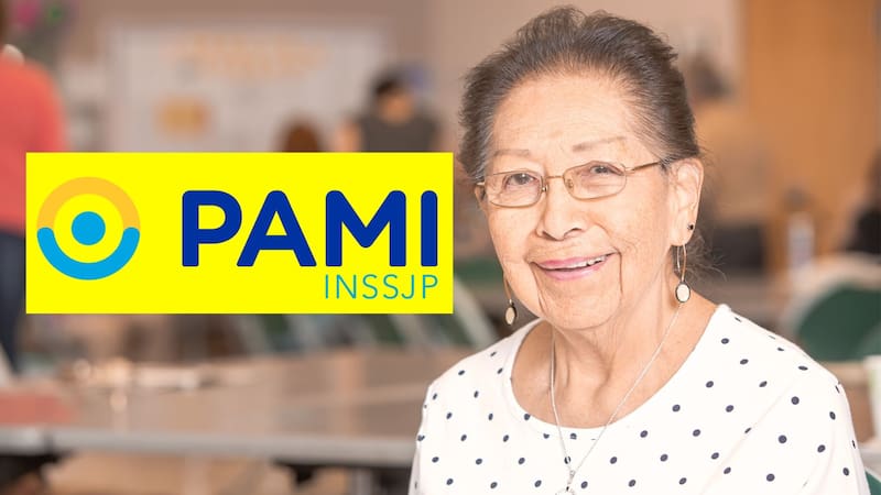 El trámite de solicitud del beneficio podrá realizarlo el titular o el apoderado.