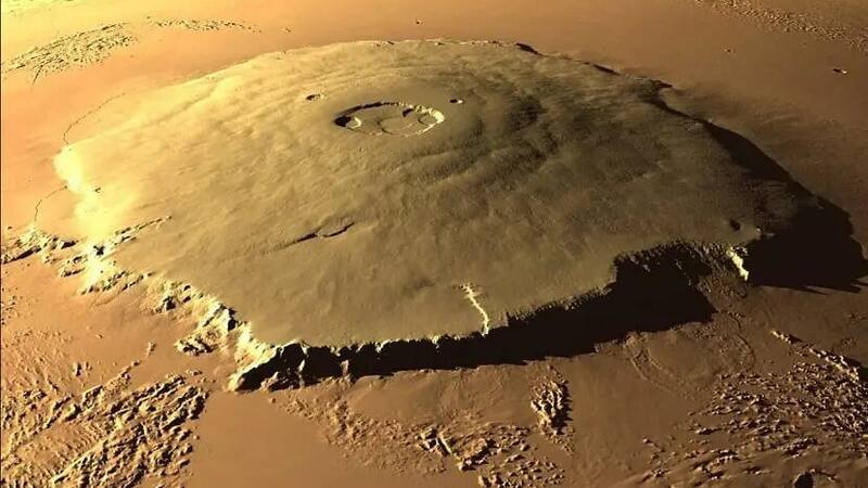 El hallazgo inédito en las montañas de Marte.