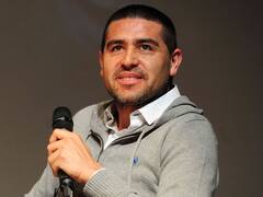 Juan Román Riquelme recibió una invitación para volver a jugar en Europa