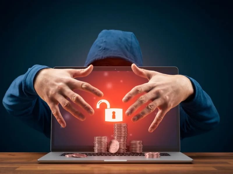 El uso de estos sitios de streaming ilegal aumenta drásticamente tu exposición al creciente número de estafas online, muchas de las cuales operan de forma silenciosa.