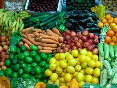 Venden 2 kilos de papa y de tomate por $ 700: dónde queda la verdulería viral que tiene precios bajísimos