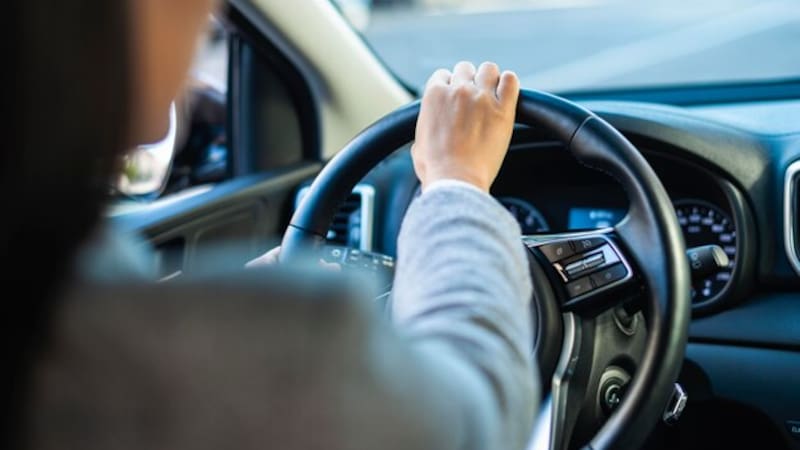 ¿Adiós a los 120 km por hora en la carretera? La DGT podría cambiar el límite de velocidad para siempre