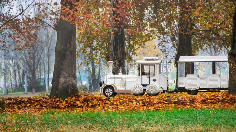 Escapadas: es uno de los mejores trenes de España, atraviesa un singular río de aguas rojas y cuesta 11 euros.