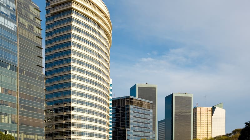 Cae la vacancia y los desarrolladores ven signos favorables en el mercado de oficinas, aunque todavía tienen sus proyectos en stand by.