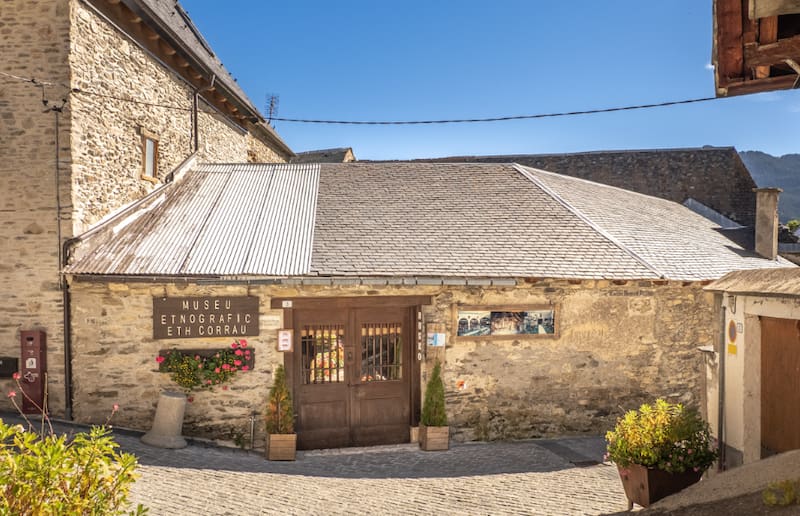 El Museo Eth Corrau es una invitación a la vida cotidiana de los antiguos habitantes del Valle de Arán. (Fuente: Turismo de Catalunya).