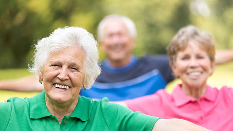 La OMS recomienda dejar atrás´este hábito para vivir más.