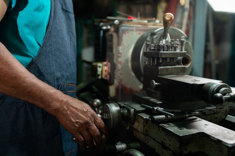 La industria pyme registró una caída acumulada del 9,8% respecto al 2023