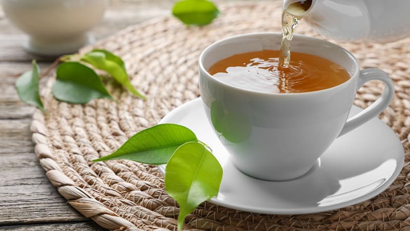 Investigaciones recientes sugieren que un tipo de té en particular puede tener efectos positivos en las funciones cognitivas.