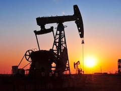 El petróleo tocó mínimos de tres meses presionado por los derivados