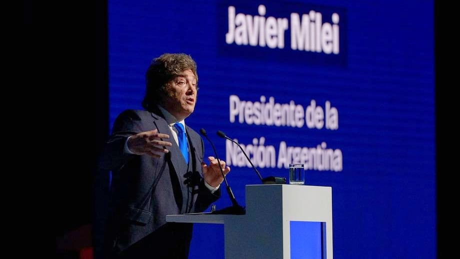 Milei: “Usan a los pobres como escudo moral para defender los privilegios de la casta” Milei: “Usan a los pobres como escudo moral para defender los privilegios de la casta”