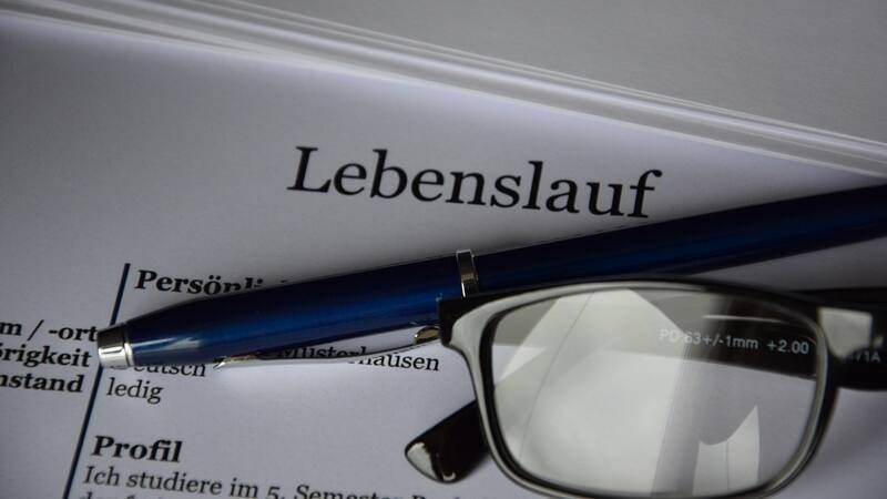Todos los detalles que se tienen que tener en cuenta para armar tu CV y conseguir un buen trabajo en Europa