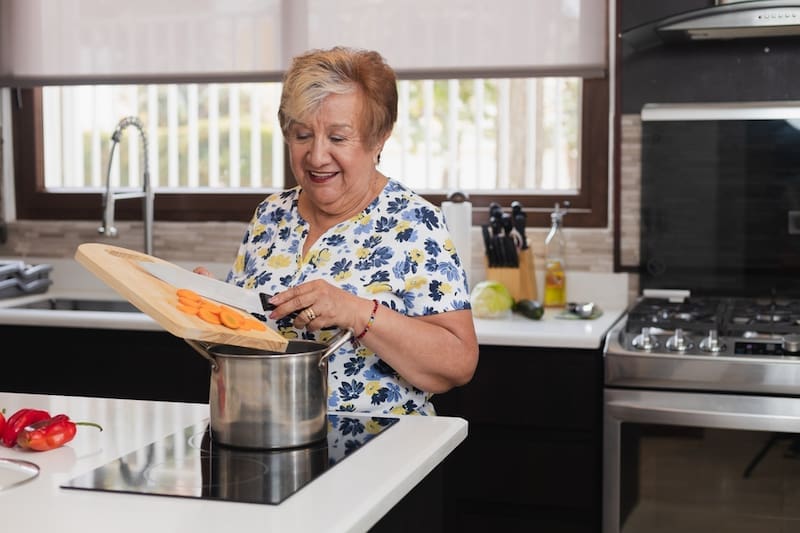 Lo confirmó la Suprema Corte: las mujeres tienen que obtener una compensación económica extra en el divorcio por cocinar, cuidar hijos y llevar la casa (foto: archivo).