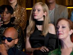 Inventando a Anna: quién es Julia Garner, la protagonista de la serie de Netflix que es furor