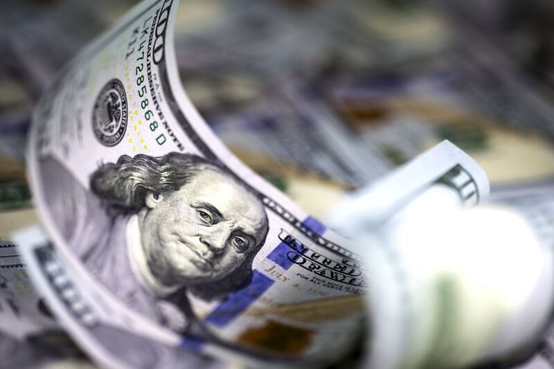 El dólar blue cae 10 pesos en el inicio de este viernes 9 de agosto