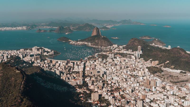Una playa emblemática en Sudamérica se transformó en un destino imprescindible para viajeros de todas partes.