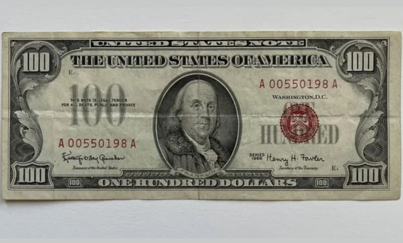 Los billetes de 100 dólares que fueron emitidos antes de 1969 serán sacados de circulación. Fuente: Archivo.