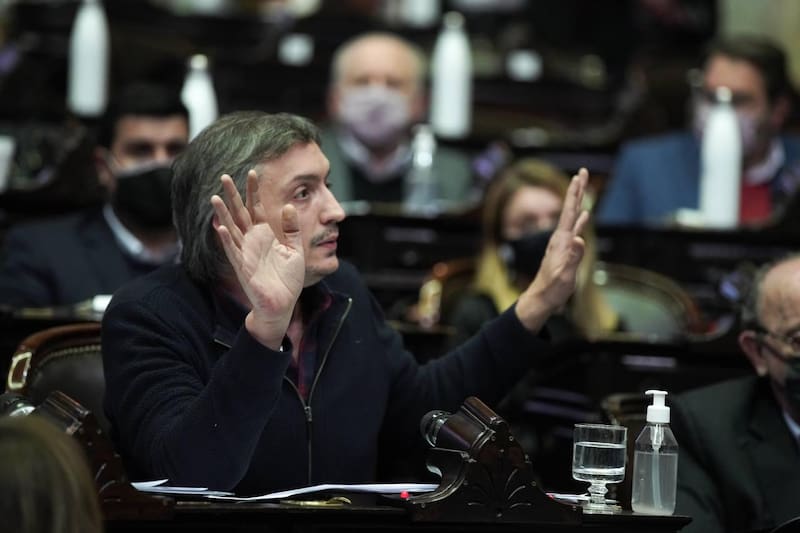 La renuncia de Máximo Kirchner a la jefatura del bloque oficialista en Diputados terminó por "resquebrajar" la alianza de Gobierno, sostiene Melconian.