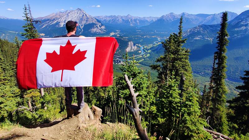 Los apellidos que te facilitarán más fácil obtener la ciudadanía canadiense.