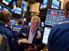 Wall Street bajó presionada por acciones financieras
