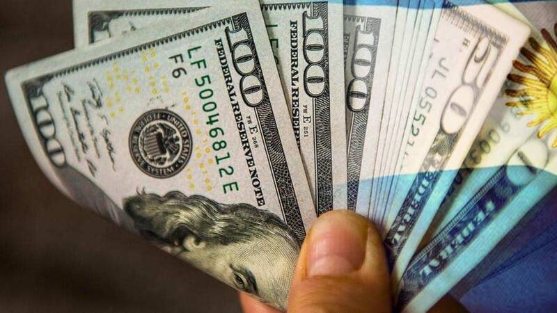 ¿La inexistencia de dólares iniciales obliga a un proceso desinflacionario gradual?