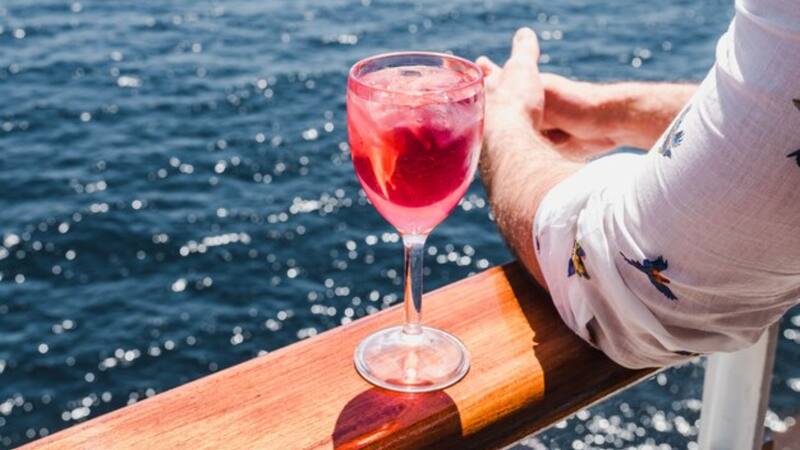 El Corte Inglés Viajes tiene esta oferta imperdible para viajar por mar en un lujoso barco.