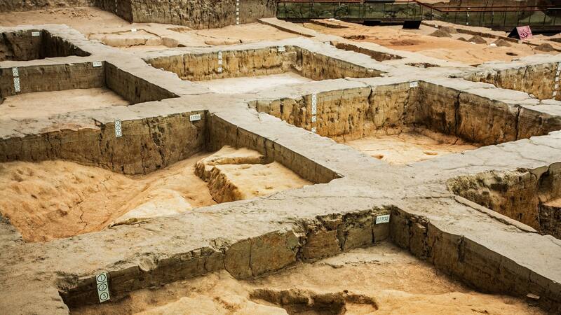 Descubren en China una tumba de 5000 años que podría pertenecer a un antiguo monarca.