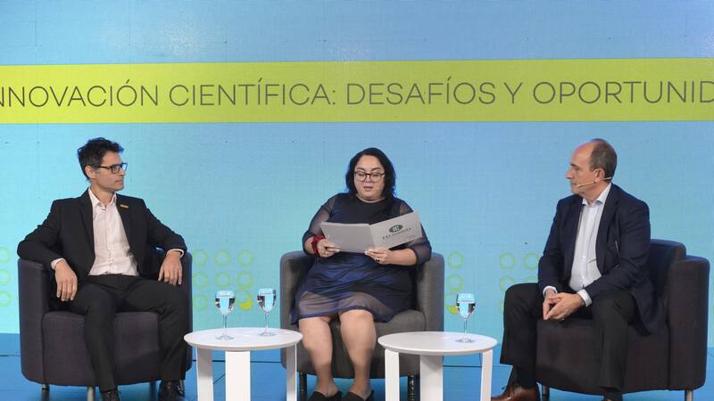 Serge Montero, Gerente General de Vacunas para Cono Sur de Sanofi; Marcelo Ponte
Director General y Gerente General del negocio de Healthcare para el Cono Sur del Grupo Merck Argentina, moderados por Florencia Pulla, Editora General Web en El Cronista