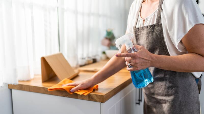 El Gobierno confirmó una pensión mensual para todas las amas de casa que cumplan con este requisito