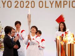 Los juegos de la pandemia: futbolistas japonesas comenzaron el relevo de la antorcha olímpica