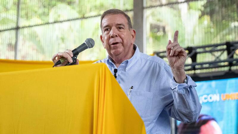 El Gobierno de Pedro Sánchez le da asilo a Edmundo González, el opositor venezolano perseguido por Maduro.