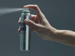 Un spray que se ilumina con la luz puede ser una solución para los accidentes de bicicleta