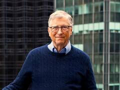 Bill Gates sorprende comiendo en las calles de Nueva York: este fue el bocadillo que degustó el magnate