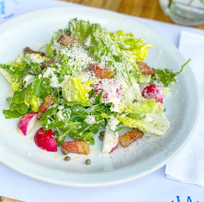 Una ensalada al mediodía es ideal.