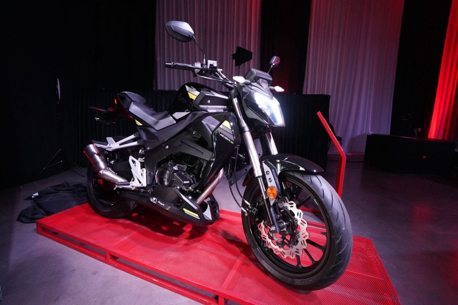 La Emilia trae una icónica marca italiana de motos a la Argentina y proyecta récord de ventas