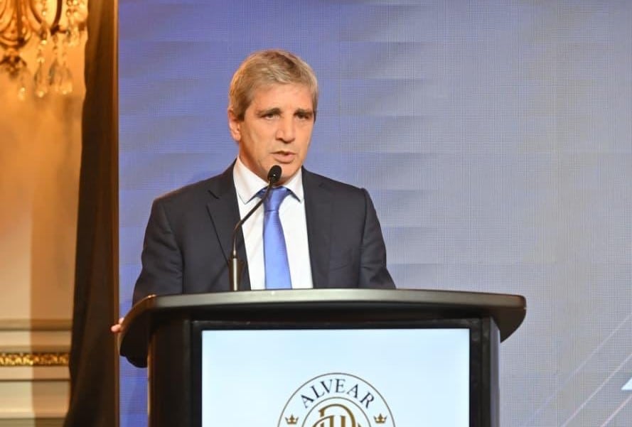 Con las reformas llega una cuenta difícil: cómo se van a compensar los estímulos fiscales Con las reformas llega una cuenta difícil: cómo se van a compensar los estímulos fiscales