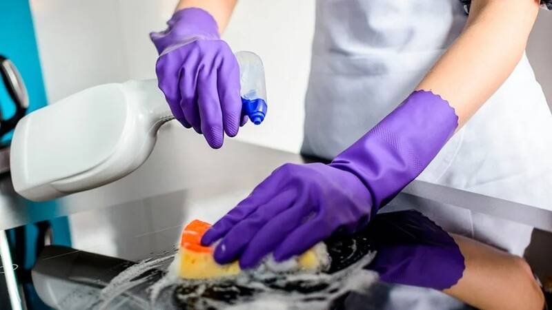 Las empleados domésticas comienzan a cobrar este mes el último incremento correspondiente a 2021 con los sueldos de marzo que se abonan en abril.