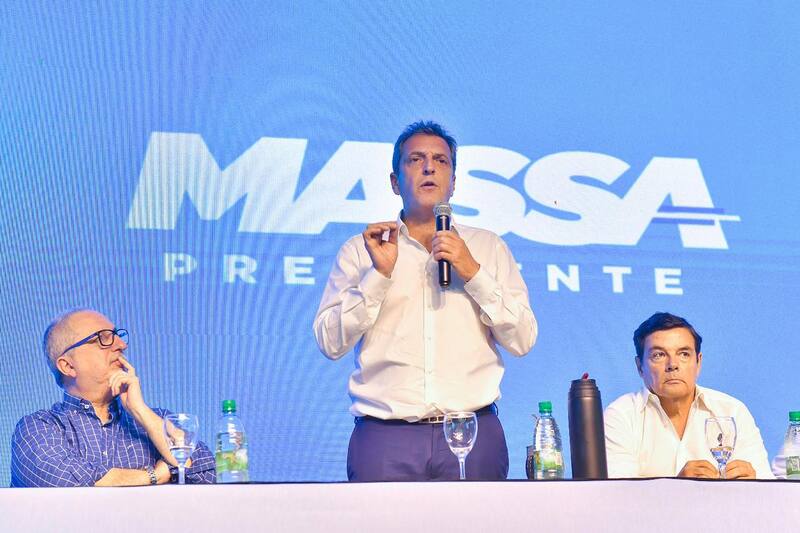 Sergio Massa compartió acto en Misiones con los exgobernadores Hugo Passalacqua y Carlos Rovira