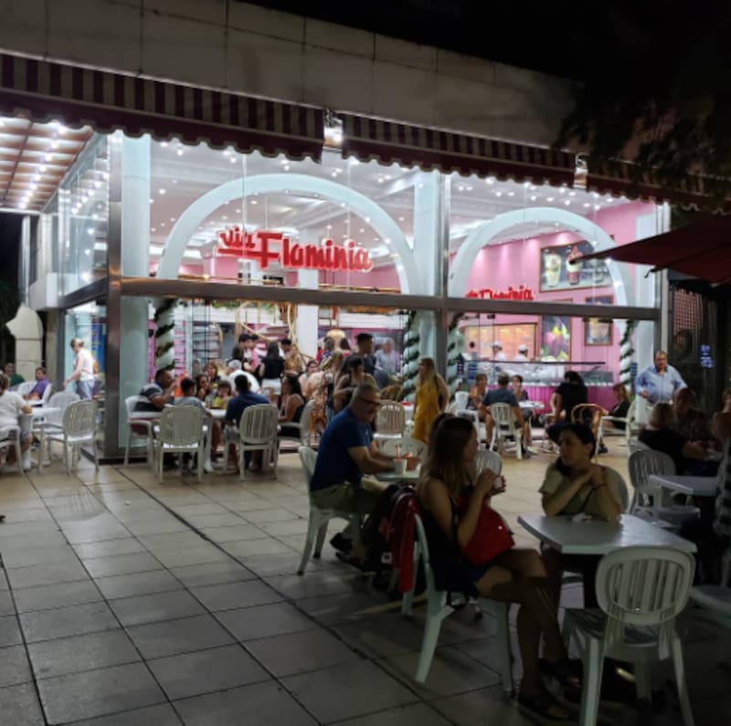 La heladería tiene casi 50 sabores. (Instagram @viaflaminia).