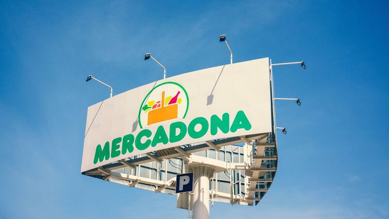 La cadena de supermercados anunció la apertura de una nueva tienda.