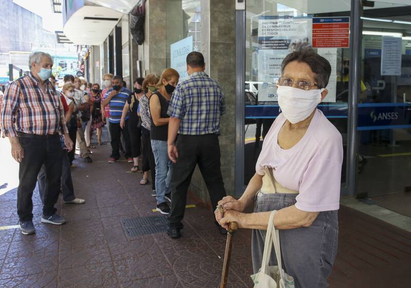 Los beneficiarios de jubilaciones y pensiones podrán percibir sus haberes sin necesidad de demostrar la supervivencia.