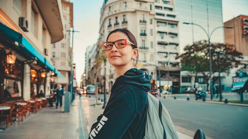 Vivir en Buenos Aires como extranjero requiere tener en cuenta los costos de vivienda y alimentación.