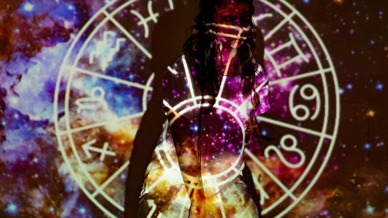 Este fin de semana ocurrirán diferentes movimientos astrológicos que influirán en cada uno de los 12 signos del zodíaco.