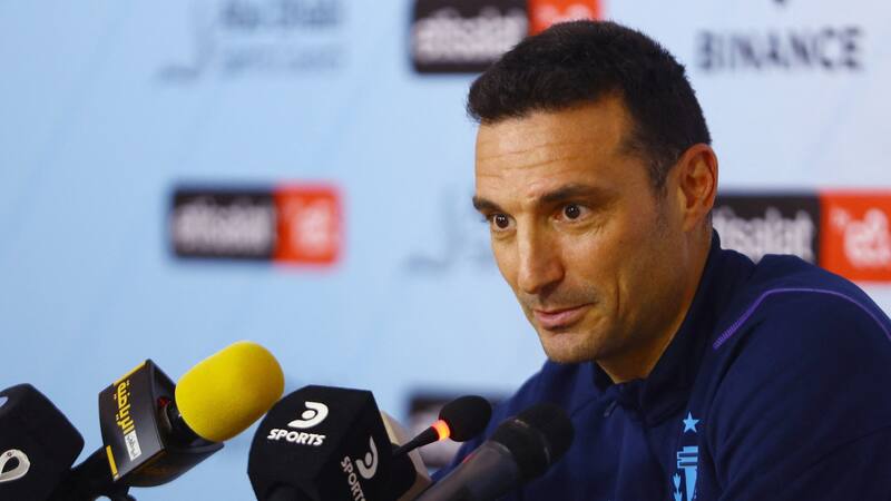 Scaloni en la previa de los amistosos: "Los que son campeones del mundo no corren con ventaja, empieza un nuevo proceso"